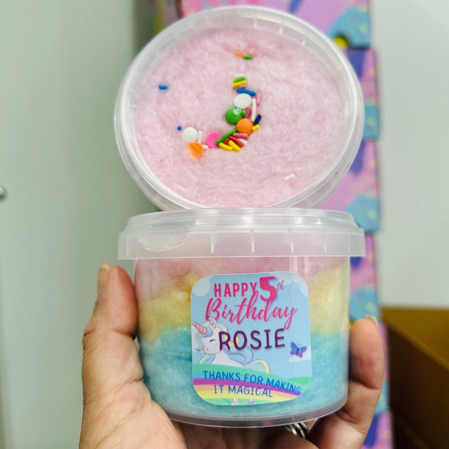 Party Favours - Standard - CHECK MIN REQUIRED TIME